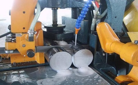 兴安卧式带锯床的送料方式有哪几种？